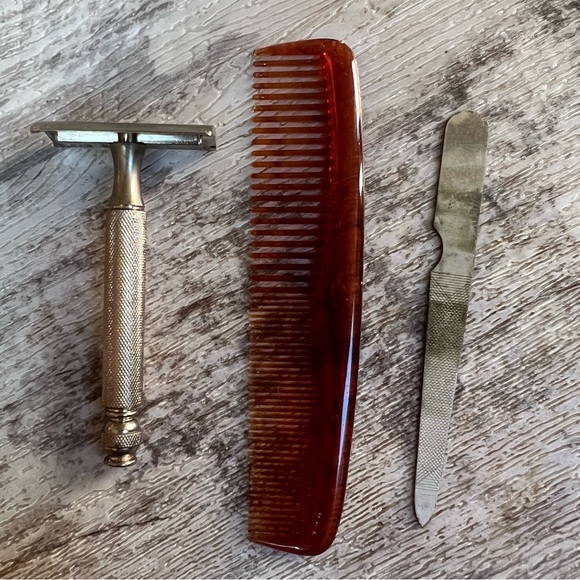 Meeker vintage men’s grooming kit - Picture 5 of 6